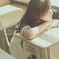什么生肖摇头摆尾游四方
